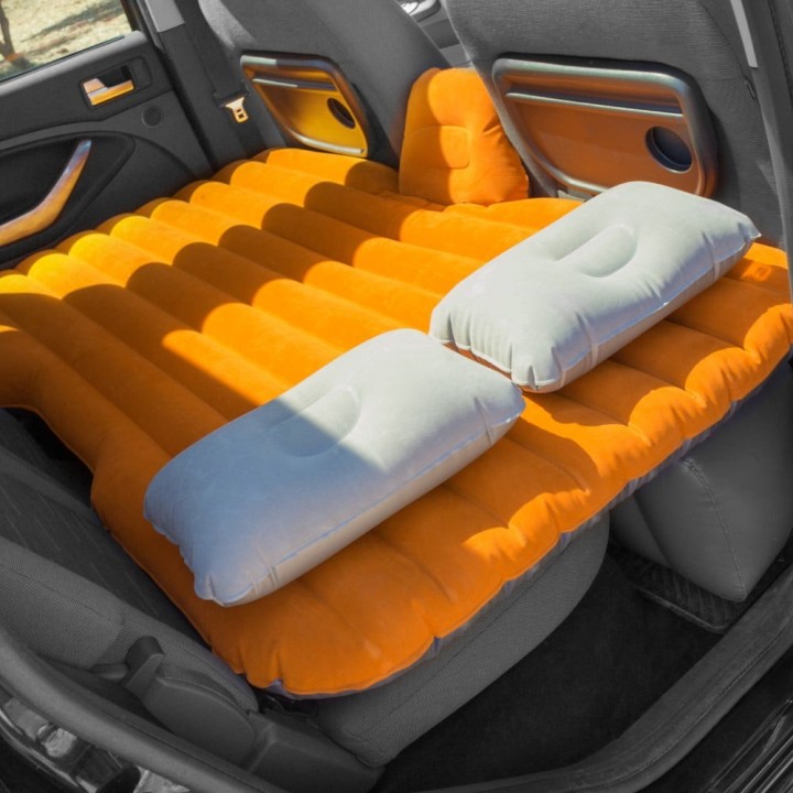 Letto gonfiabile per auto
