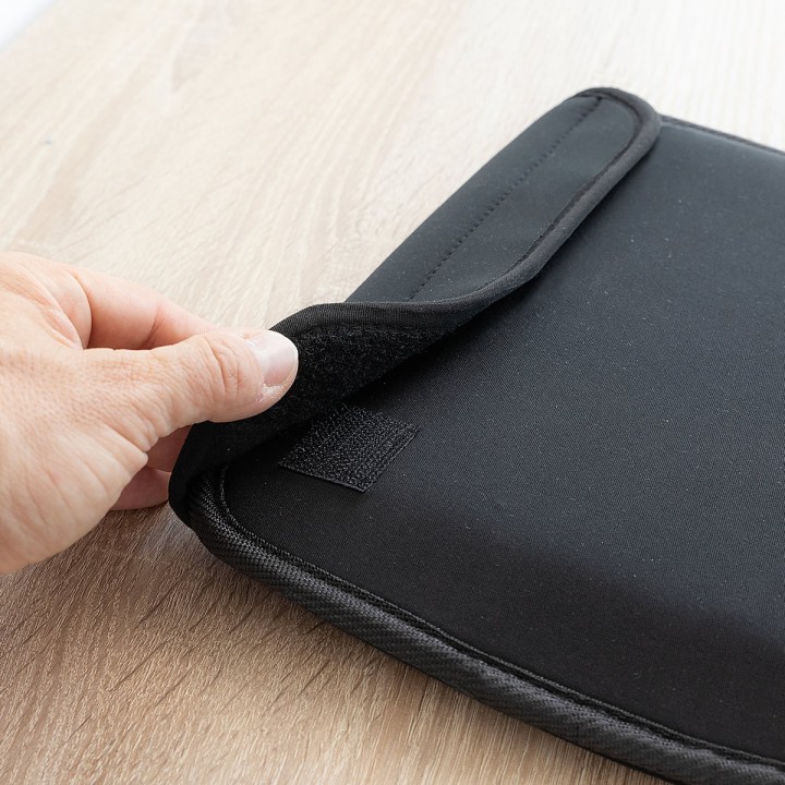 Custodia per Tablet porta accessori