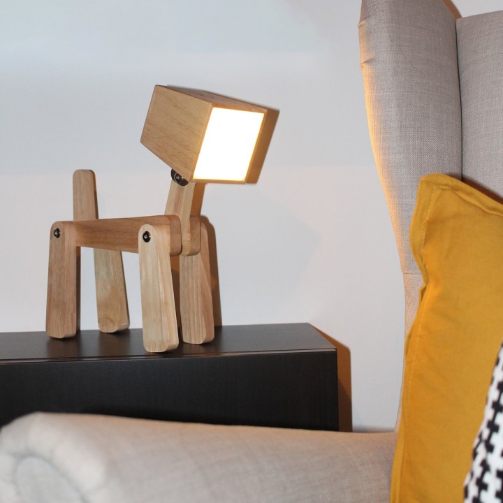 Lampada Cane in legno