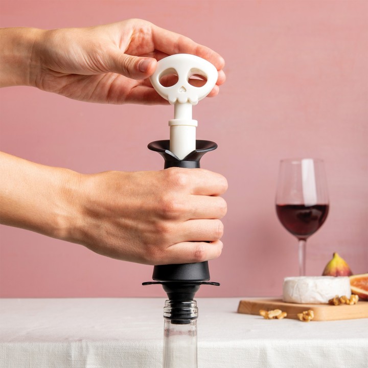 Pompa salva vino Horror