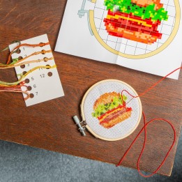 Mini Hamburger al punto croce