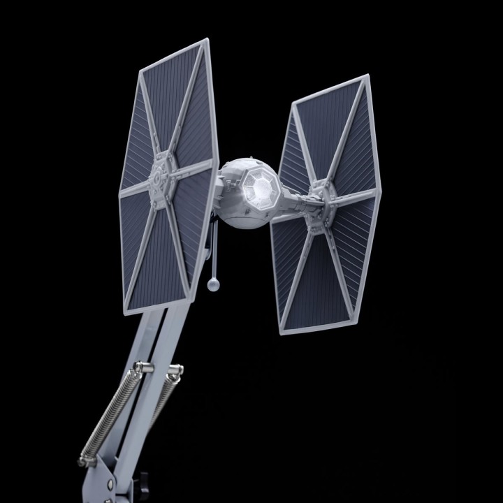 Lampada da scrivania TIE-Fighter