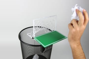 Trasforma il cestino in una porta da calcio