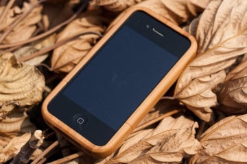 Custodia in legno per iPhone
