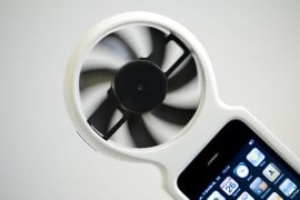 iFan, l’alimentatore eolico per iPhone ifan