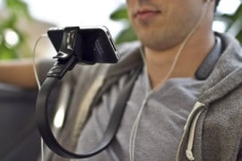 Vyne, rivoluzionario supporto per iPhone e iPod Touch Stand per iPhone
