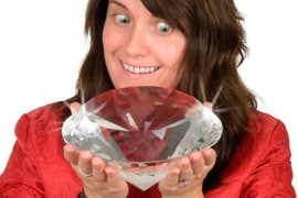 Il diamante (finto) più grande del mondo world-largest-diamond
