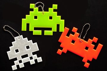 I portachiavi catarinfrangenti di Space Invaders
