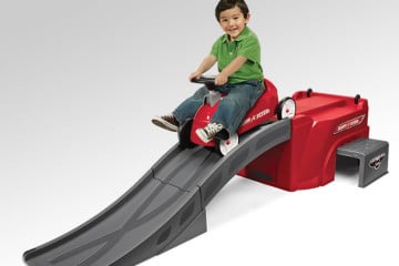 Scivolo con macchinina