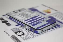 iPhone 4 in versione R2-D2 skin-iphone-4-star-wars-r2-d2
