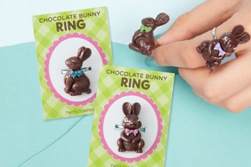 Anello pasquale a forma di coniglio di cioccolato