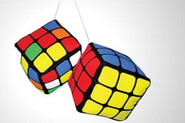 Cubi di Rubik per specchiettro retrovisore cubi-di-rubik-per-specchietto-retrovisore