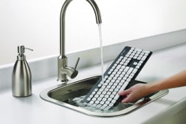 Logitech K310, la tastiera impermeabile tastiera-lavabile-logitech-k310
