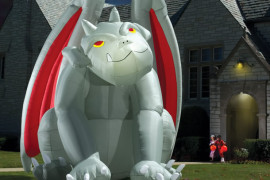 Gargoyle gonfiabile gigante gargoyle-gonfiabile-gigante