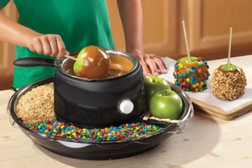 La macchina per le mele caramellate
