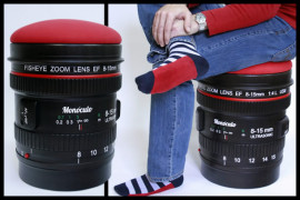 Lo sgabello da fotografi pouf-obiettivo-fotografico