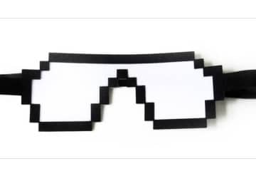La maschera da notte 8-bit