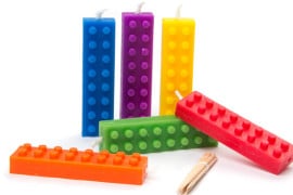 Le candeline di compleanno in stile LEGO candeline-a-forma-di-mattoncini