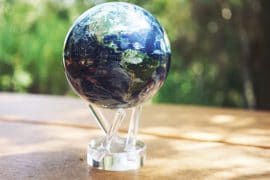 Mova Globe, il globo terrestre rotante mova-globe
