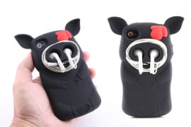 Pig Pirate iPhone Case case-maiale-con-avvolgicavo