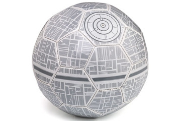 Il pallone da calcio Morte Nera
