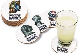 I sottobicchieri “anniversario” di Doctor Who sottobicchieri-doctor-who