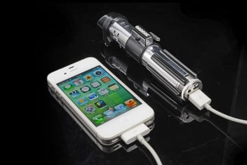 La batteria portatile spada laser di Star Wars