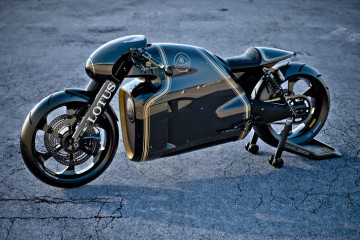 La moto “Tron” della Lotus
