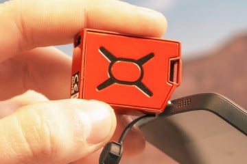 Fuel, la tanica carica batterie
