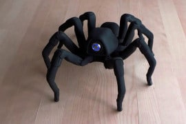 Il ragno radiocomandato T8X ragno-robot