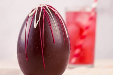 Le uova di pasqua scoppiettanti