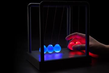 Il Pendolo di Newton 2.0