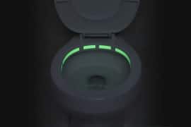 Le strisce fluo per il bagno strisce-fluo-per-bagno