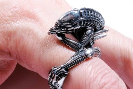 L’anello di Alien anello-alien