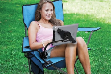 La poltrona con stand per l’iPad
