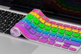 Copri-tastiera arcobaleno per MacBook copritastiera-arcobaleno-macbook