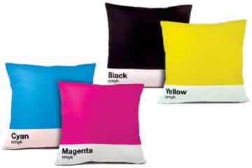 Cuscini in stile Pantone