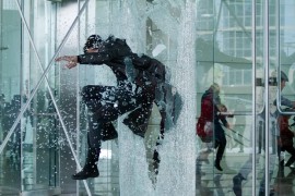 Il vetro da film action vetro-finto-hollywood