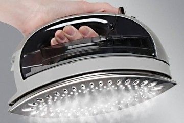 Ferro a vapore cordless