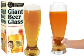 Il bicchiere da birra gigante bicchiere-da-birra-gigante