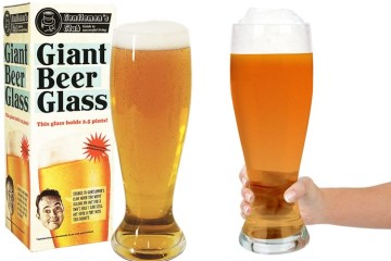 Il bicchiere da birra gigante