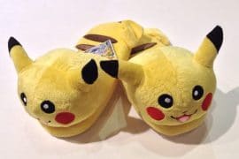 Le pantofole di Pikachu pantofole-pikachu