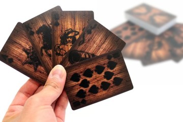 Le carte da gioco di legno