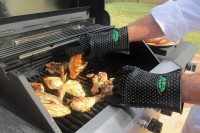 Guanti a prova di fuoco guanti-da-barbecue-in-silicone