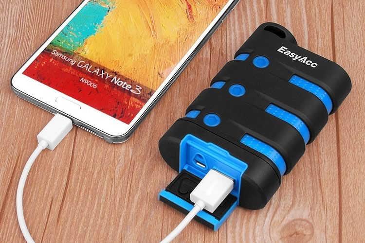 batteria-portatile-easyacc