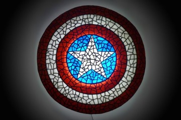 Scudo di vetro di Capitan America