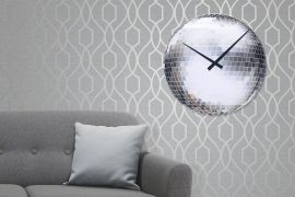 L'orologio da discoteca orologio-disco-ball