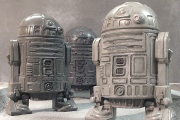 Fermalibro R2-D2 in calcestruzzo