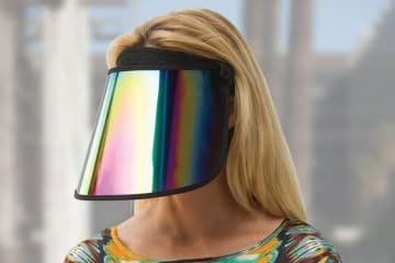 La visiera anti paparazzi