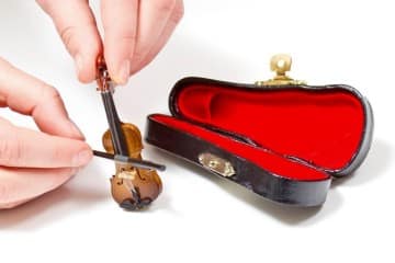 Violino in miniatura